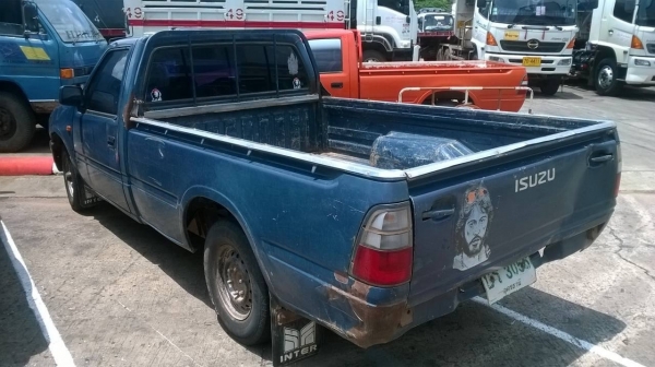ขาย ISUZU DRAGON 2.5 ตอนเดียว คัสซีสวยตลอดเส้น เครื่องดี แอร์ พวงมาลัยพาวเวอร์ ทะเบียนพร้อมโอนครับ