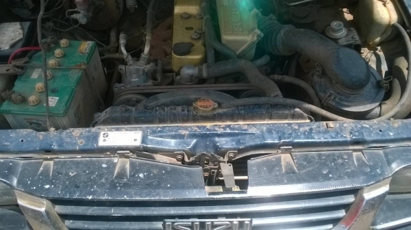 ขาย ISUZU DRAGON 2.5 ตอนเดียว คัสซีสวยตลอดเส้น เครื่องดี แอร์ พวงมาลัยพาวเวอร์ ทะเบียนพร้อมโอนครับ