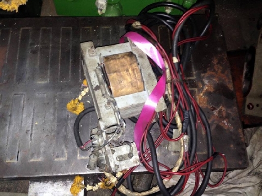 ขายแม่เหล็กไฟฟ้า ดูดชิ้นงานขนาด 400 x 1600