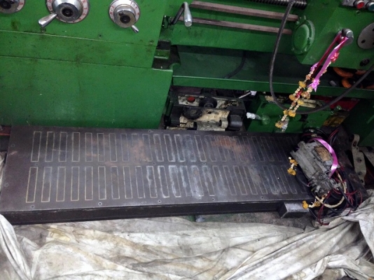 ขายแม่เหล็กไฟฟ้า ดูดชิ้นงานขนาด 400 x 1600