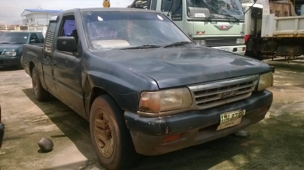 ขาย ISUZU TFR 90 ปี 37 สภาพต้องเก็บสีหน่อย คัสซีสวยตลอดเส้น พวงมาลัยพาวเวอร์ แอร์เย็น ทะเบียนพร้อมโอนครับ