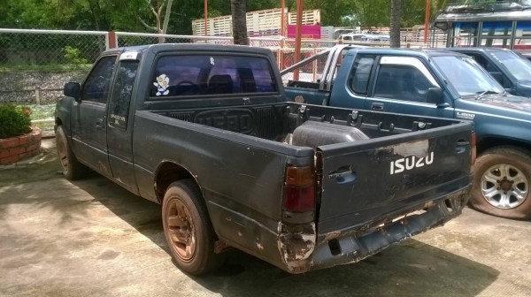 ขาย ISUZU TFR 90 ปี 37 สภาพต้องเก็บสีหน่อย คัสซีสวยตลอดเส้น พวงมาลัยพาวเวอร์ แอร์เย็น ทะเบียนพร้อมโอนครับ