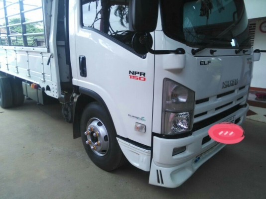 ลูกค้ามารับรถ ถึง จ.สุโขทัย หกล้อ NPR150ปี56 สภาพนางฟ้าสวยเดิมทั้งคัน กำลังเดินทางกลับ ต.ท่าสองคอน จ.มาหาสารคาม...ไทบ้านเดียวกัน..มอส.ครับ