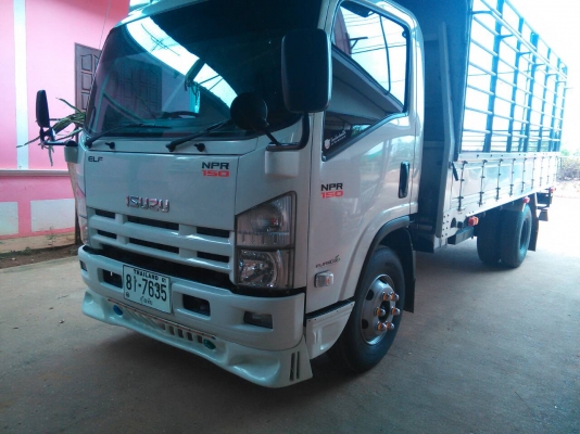 ลูกค้ามารับรถ ถึง จ.สุโขทัย หกล้อ NPR150ปี56 สภาพนางฟ้าสวยเดิมทั้งคัน กำลังเดินทางกลับ ต.ท่าสองคอน จ.มาหาสารคาม...ไทบ้านเดียวกัน..มอส.ครับ