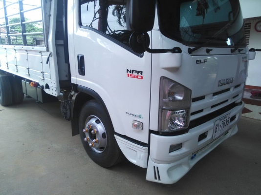 ลูกค้ามารับรถ ถึง จ.สุโขทัย หกล้อ NPR150ปี56 สภาพนางฟ้าสวยเดิมทั้งคัน กำลังเดินทางกลับ ต.ท่าสองคอน จ.มาหาสารคาม...ไทบ้านเดียวกัน..มอส.ครับ