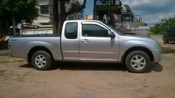 ขาย ISUZU DMAX 2.5 Super Platinum ปี 2010/2553 สภาพสวยบางเดิม วิ่งน้อย เครื่องไม่เคยแกะ ภายในสวย ทะเบียนพร้อมโอนครับ