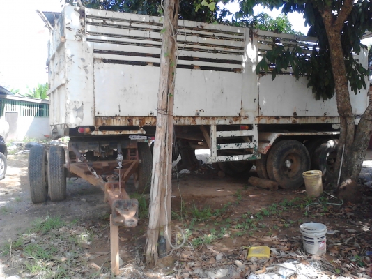 ขายลูกพ่วง3คานดั้ม กับลูกพ่วง2คานไม่มีดั้ม 3คานดั้มราคา350000  บาท  2คานไม่ดั้ม ราคา 250000บาท