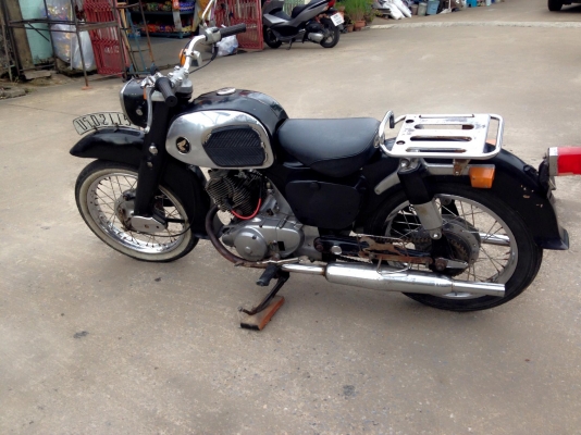 ขายc92 เครื่องดี มีเล่มให้   ไม่มีชุดโอน ขี่ได้ปกติ สตาทร์ง่าย ขายถูกๆ ครับ ขาย 39000 ต่อรองได้ติดต่อ    0889419663