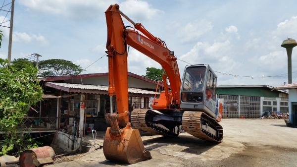 ขายด่วนรถเเม็คโครHITACHI EX120-2เก่าญี่ปุ่นแท้สวยเดิมๆสดๆไม่เคยใช้งานในเมืองไทยเลย ขายด่วนรถเเม็คโครHITACHI EX120-2เก่าญี่ปุ่นแท้สวยเดิมๆสดๆไม่เคยใช้งานในเมืองไทยเลย