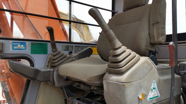 ขายด่วนรถเเม็คโครHITACHI EX120-2เก่าญี่ปุ่นแท้สวยเดิมๆสดๆไม่เคยใช้งานในเมืองไทยเลย ขายด่วนรถเเม็คโครHITACHI EX120-2เก่าญี่ปุ่นแท้สวยเดิมๆสดๆไม่เคยใช้งานในเมืองไทยเลย