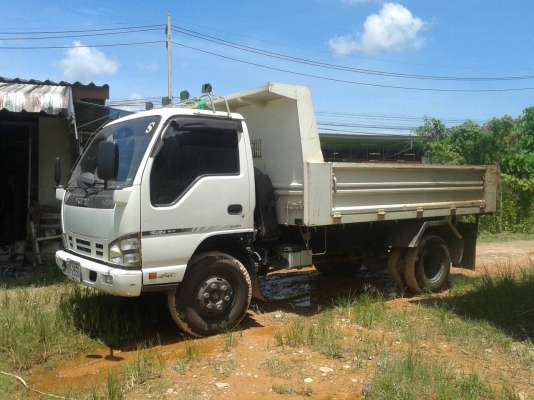 Isuzu nqr