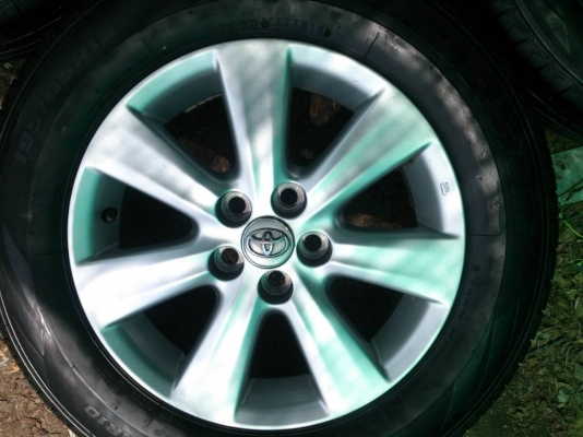 ขายแม็ก TOYOTA  ALTIS พร้อมยางบริดสโตน 195/65R15 ปี12 ดอกยางหนาๆสวยๆ จำนวน 1 ชุด