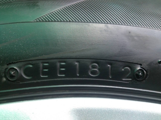 ขายแม็ก TOYOTA  ALTIS พร้อมยางบริดสโตน 195/65R15 ปี12 ดอกยางหนาๆสวยๆ จำนวน 1 ชุด