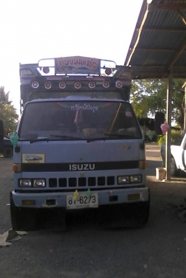 ขายรถหกล้อดั้ม100แรงอีซุดั้มกระบอกใหญ่0909472424