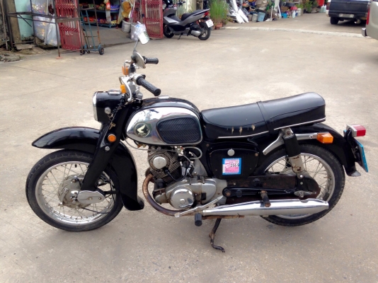 ขาย c92 เดิมๆ เลข ตอง666    เครื่องดี เดิมๆแท้ๆ ขาดแค่ก๊อกนำ้มั้น ทะเบียนเต็มมีชุดโอน ขาย 67000 ติดต่อ   0889419663