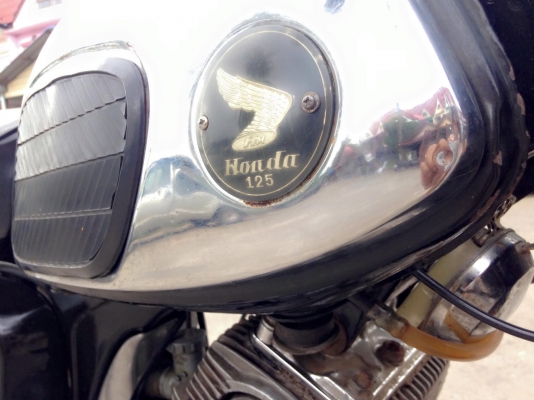 ขาย c92 เดิมๆ เลข ตอง666    เครื่องดี เดิมๆแท้ๆ ขาดแค่ก๊อกนำ้มั้น ทะเบียนเต็มมีชุดโอน ขาย 67000 ติดต่อ   0889419663