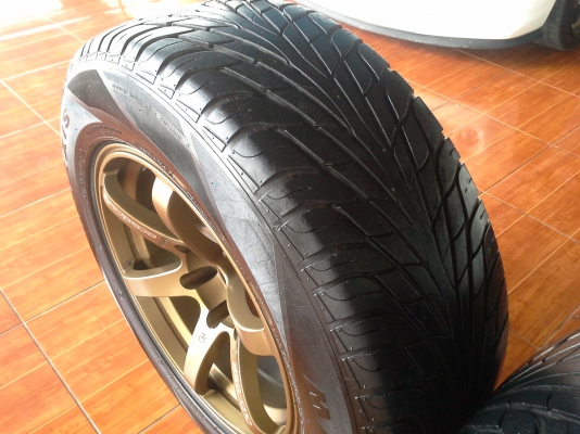 ขายล้อ18 พร้อมยาง265 60 R18 ปี14
