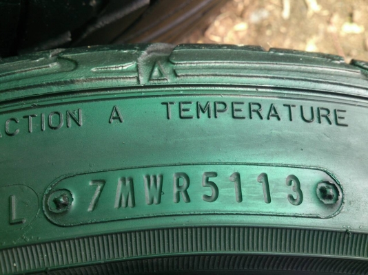 ขายแม็ก CE28 4 รู100 พร้อมยางDUNLOP 205/45R17 ยางสัปดาห์ที่51ปี13 ดอกยางหนาสวยๆ จำนวน 1 ชุด