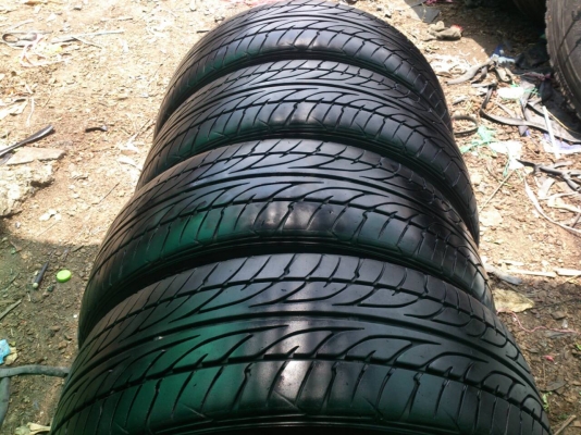 ขายแม็ก CE28 4 รู100 พร้อมยางDUNLOP 205/45R17 ยางสัปดาห์ที่51ปี13 ดอกยางหนาสวยๆ จำนวน 1 ชุด