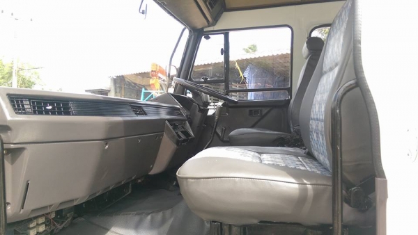 6ล้อมิตซู เครื่อง 160แรง ยาว 6.90 คัสซีสวย ยาง 9 กระบะต่อใหม่ทั้งลูก พร้อมใช้งานครับ