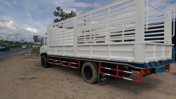 6ล้อมิตซู เครื่อง 160แรง ยาว 6.90 คัสซีสวย ยาง 9 กระบะต่อใหม่ทั้งลูก พร้อมใช้งานครับ