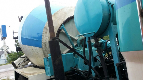 Nissan 295 แรงม้า