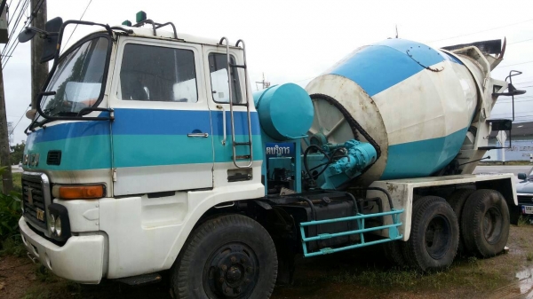 Nissan 295 แรงม้า