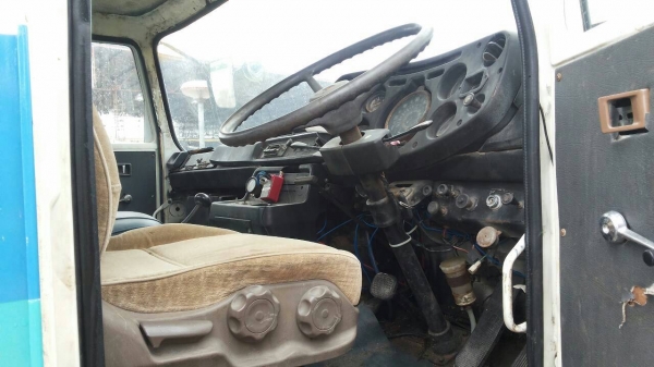 Nissan 295 แรงม้า