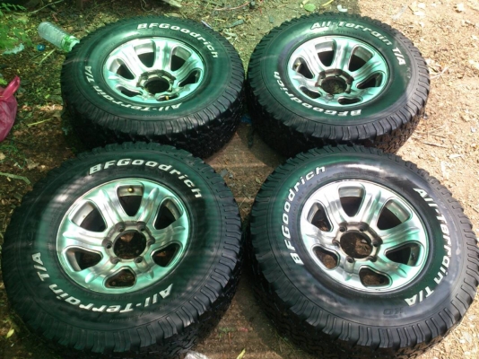 ขายแม็ก 6รูขอบ15 พร้อมยาง BF goidrich 31&times;10.5R15  ยางปี10 สวยๆ จำนวน 1 ชุด