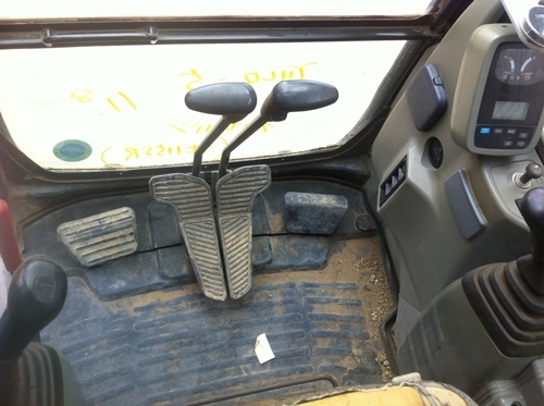 นำเข้าเครื่องจักรกลหนักมือ 2 จากต่างประเทศ Tel.098-858-5524 สามภพ ครับ นำเข้าเครื่องจักรกลหนักมือ 2 จากต่างประเทศ Tel.098-858-5524 สามภพ ครับ