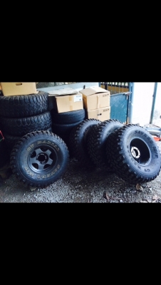 ขายล้อพร้อมยาง 33/12.5/15 ใช้น้อยไม่ถึง500โล