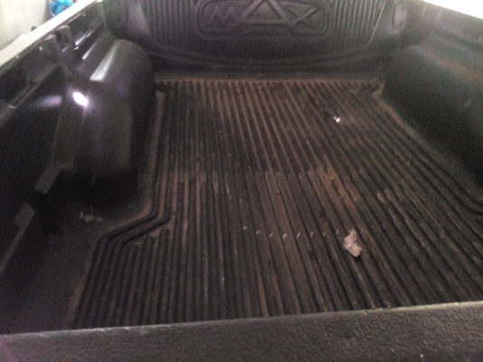 อีชุKB2200เครื่องแน่นยางเต็มเล่มพร้อม55000ต่อรองได้