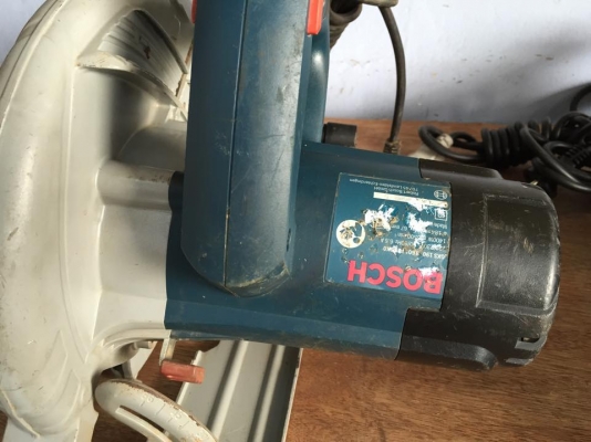 ขายเลื่อยวงเดือน 7" BOSCH GKS190 มือสอง สภาพดีครับ ขายเลื่อยวงเดือน 7" BOSCH GKS190 มือสอง สภาพดีครับ