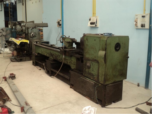 ขายเครื่องกลึง 12 ฟุต ยี่ห้อ SAN SHING สภาพดี