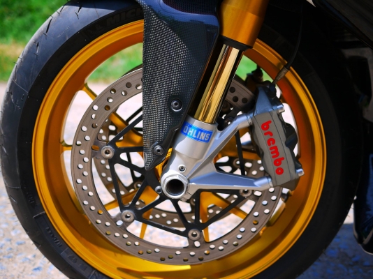 ขาย Ducati 1198 Upgrade เป็นตัว Corse พร้อมทะเบียนแท้ ของแต่งหลายรายการ