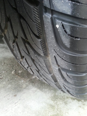 ขายด่วน CHEVROLET CAPTIVA 2.4 AUTO เบนซิล ปี 2011 ธ.ค จดทะเบียน2012 มี.ค