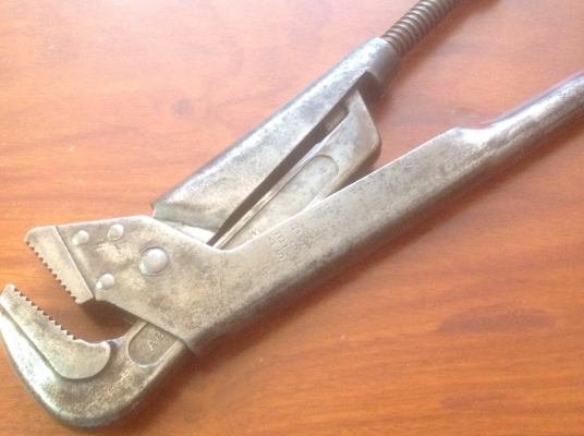 ขายประแจจับแป๊บ 2 ขาหายาก Vintage Bahco 28" ขยายปากได้ 4.5"