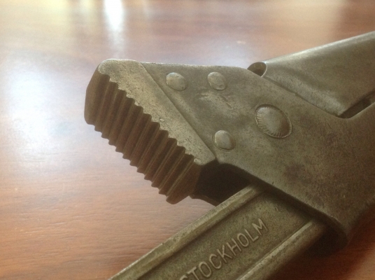 ขายประแจจับแป๊บ 2 ขาหายาก Vintage Bahco 28" ขยายปากได้ 4.5"