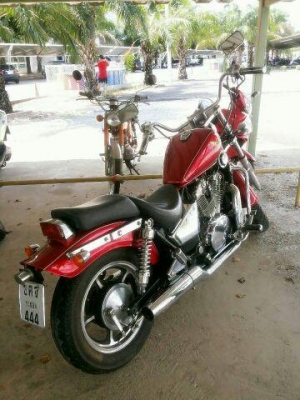 เพื่อนฝากขาย Honda shadow750 ปี 95-96 @ 89000 ลดราคาทะเบียนพร้อมโอนขนส่ง