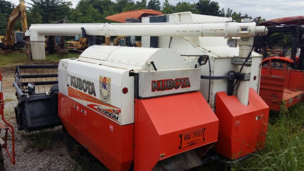 ขายด่วนรถเกียวข้าวkUBOTAรุ่นDC95GMรถทำงานได้245ชั้วโมง ขายด่วนรถเกียวข้าวkUBOTAรุ่นDC95GMรถทำงานได้245ชั้วโมง