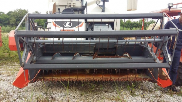 ขายด่วนรถเกียวข้าวkUBOTAรุ่นDC95GMรถทำงานได้245ชั้วโมง ขายด่วนรถเกียวข้าวkUBOTAรุ่นDC95GMรถทำงานได้245ชั้วโมง