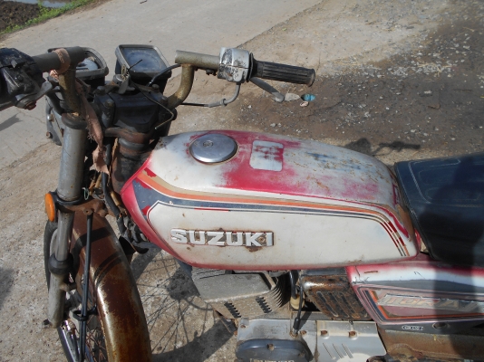 GP100เครื่องดีสีเดีมสภาพคบไปแล้วครับจ.ยะลาข้ามมาเลซีย