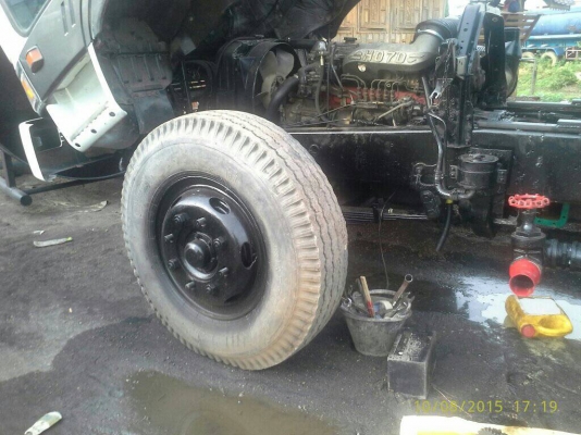 ขายด่วนๆ,หกล้อบรรทุกนํา,,ขนาดถัง,10,.000-12,000 ลิตร,,พร้อมใช้งาน,,ครับ,,