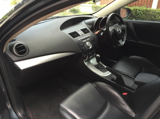 ปี2013 1.6ตัวท๊อป 5ประตู วิ่งน้อยรถสวย ออกรถ10,000เดียว