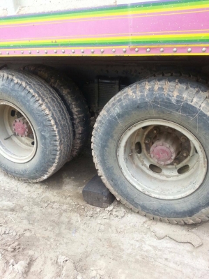 ขายรถสิบล้อสองเพลา 2k เครื่อง260แรง เครื่องคัชชีสวย  มีระบบลากพ่วง สภาพพร้อมใช้งาน