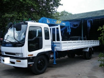 อีซูซุ deca เครื่องยนต์ 195 แรงม้า กระบะเหล็กใหม่ยาว6.50เมตรติดเครน 3 ตัน 4 ท่อน tadano