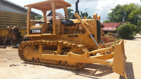 ขายแทรคเตอร์CAT D6D สภาพตรวจเช็คระบบทุกระบบ