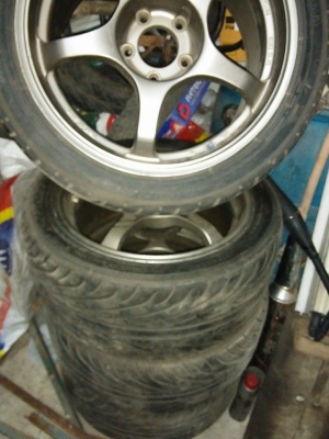 แม็กขอบ 17 ลายยก พร้อมยาง