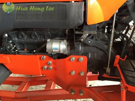 รถไถมือสองสภาพเหมือนใหม่ L4708 พร้อมใบดันหน้า ใช้งานเพียง 119 ชั่วโมง ผ่อนได้