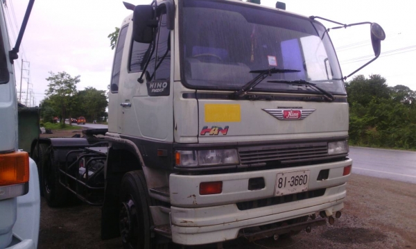 10 ล้อ หัวลาก 2 KF 260 แรงม้า  เดิมๆ